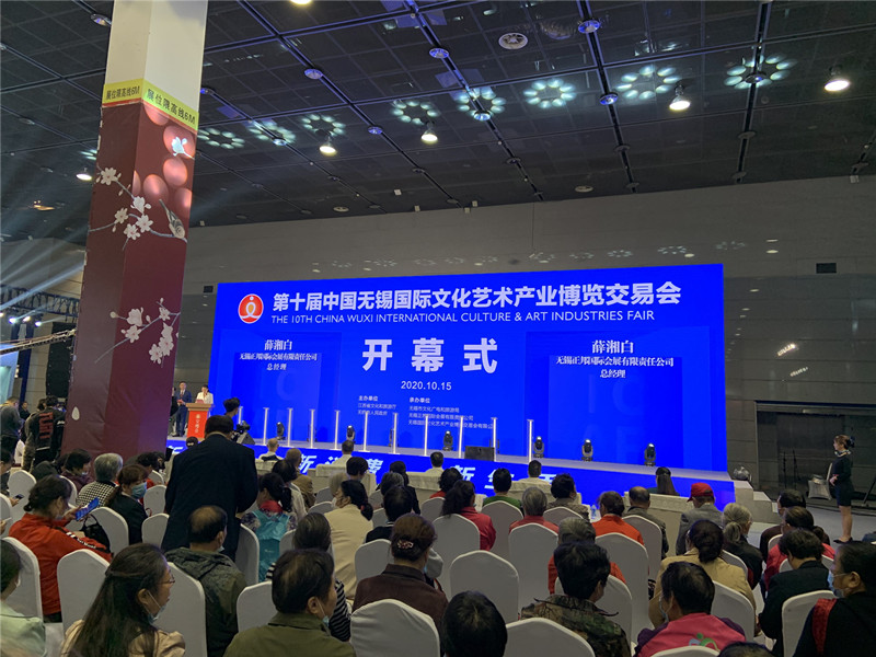 我校深蓝社参加第十届文博会工艺美术作品展喜获得金奖