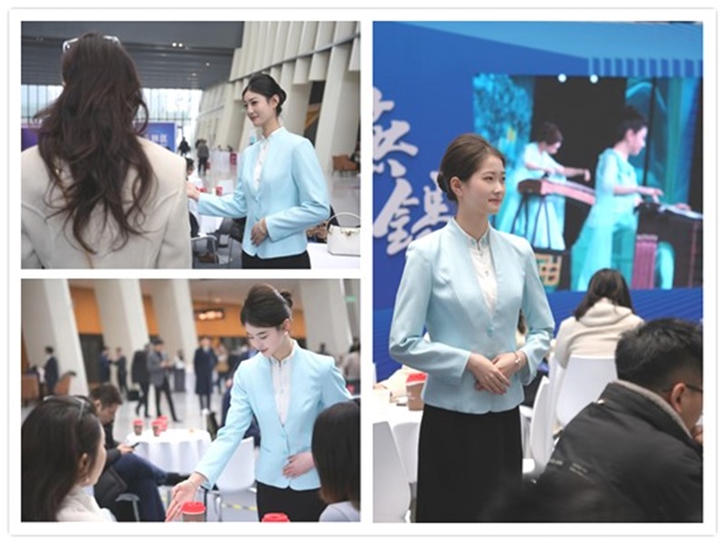 青春展风采 服务显担当