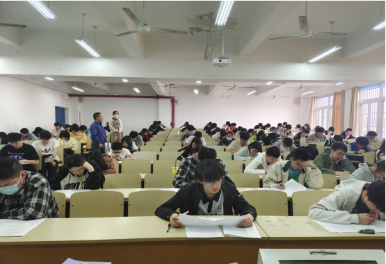 2023年学校技能竞赛月英语能力竞赛圆满举行