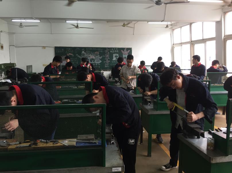 1557023537734044669.jpg 2.jpg