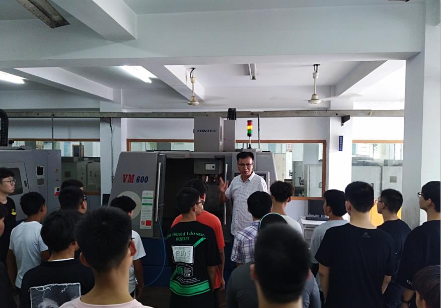 机械工程学院开展2019级新生入学教育工作