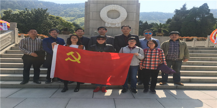 机械工程学院17级新生烈士陵园扫墓