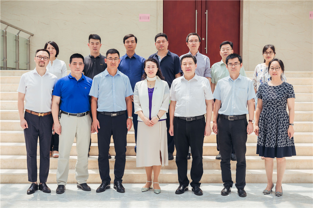 1596790230871036791.jpg IMG_6080.jpg