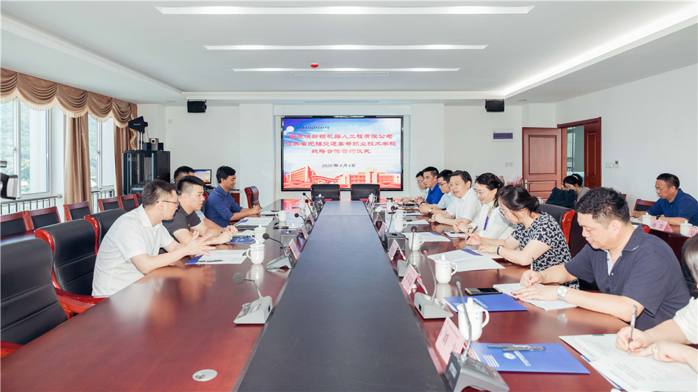 1596790071626077841.jpg IMG_5918.jpg