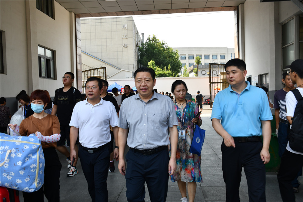 梦想从这里启航：学校迎来2020级新生报到入学